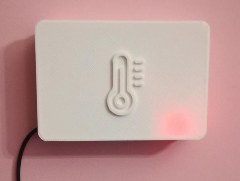 Temperature sensor case