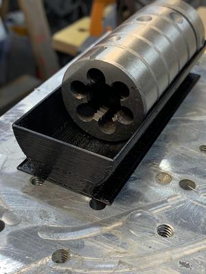 Die holder tray for 1.5" round dies