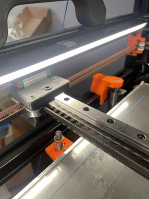 Linear rails conversion for HEVO with CF tube for X axis