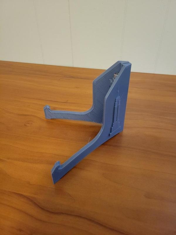 Folding iPad Stand + NYC New York Themed