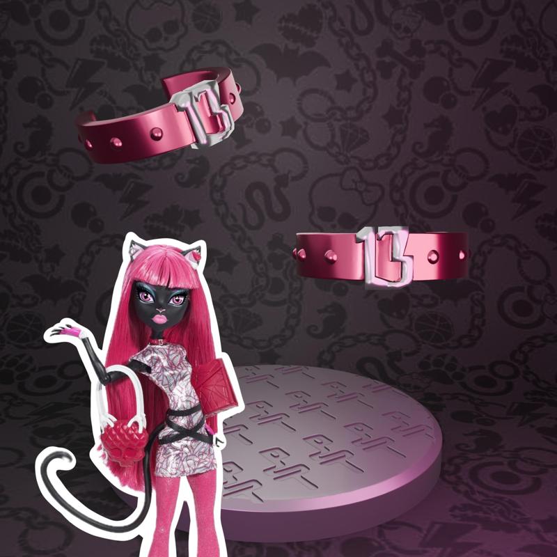 Monster High New Scaremester Catty Noir doll necklace replacement