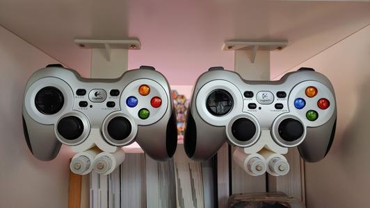 Logitech F710 Under Shelf Mount With Batteries