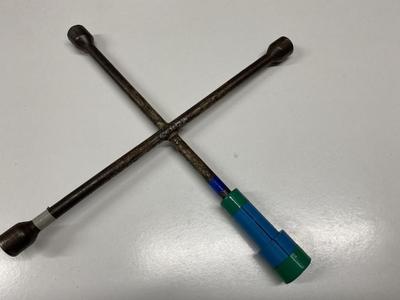 Glider for 4-Way Lug Wrench (Kreuzschlüssel)