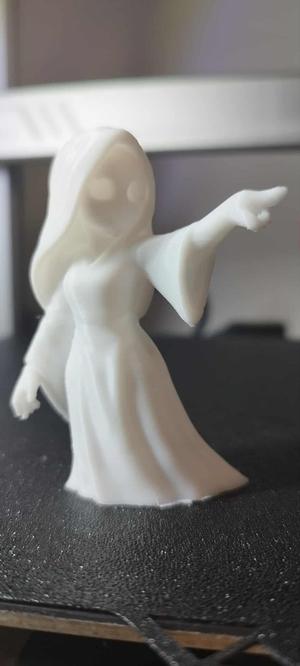 Lady ghost
