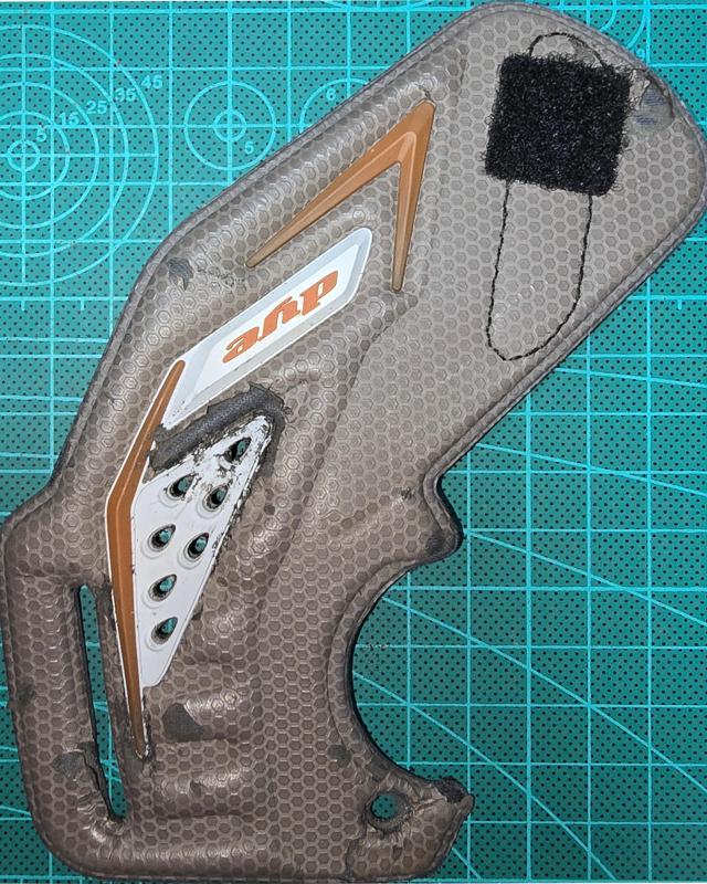 Ears or earpads for DYE i5