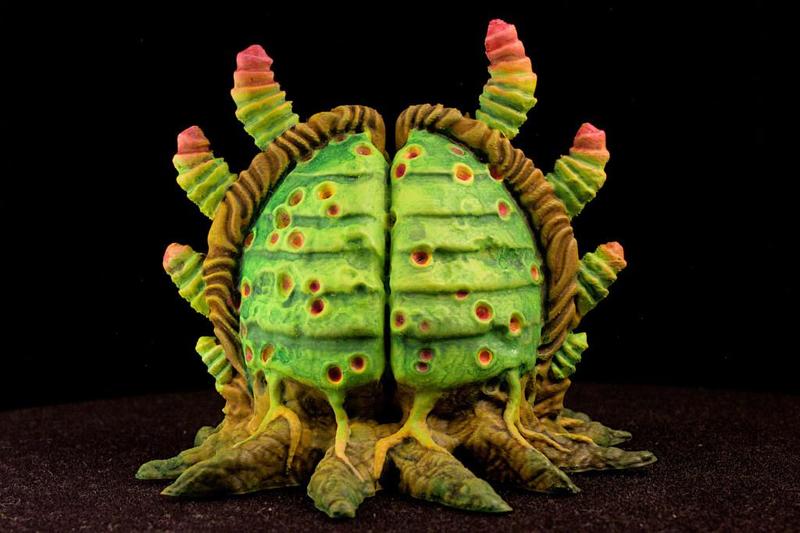 Tabletop plant: "Beetle Plant" (Alien Vegetation 45)