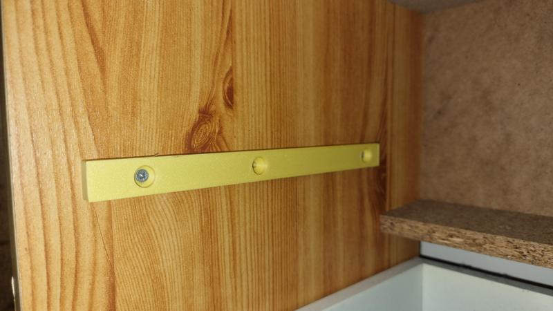 Rail for dresser drawer [NO COMMERCIAL LICENCE]