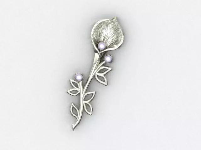 pearl broach