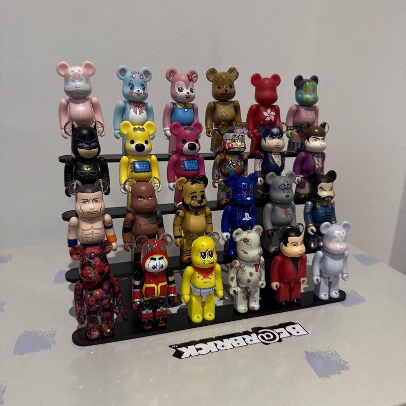 Display stand for Bearbrick 100% (for 1/2/3/4/5/6 + display)