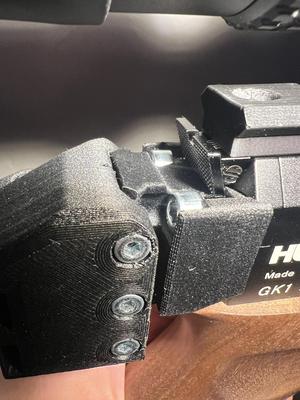 Huben GK1 - rear picatinny