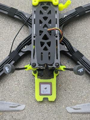 TBS Source One V3 BN220 GPS Mount
