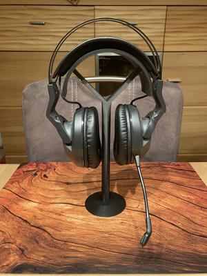 Headset Stand