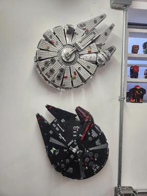LEGO Dark Millennium Falcon (75389) Wall Mount   