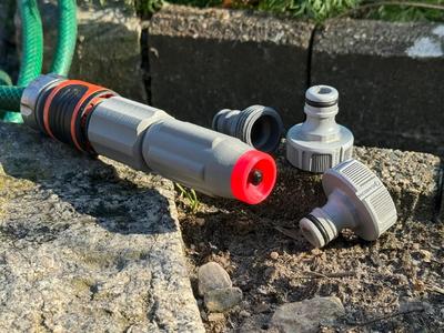 Garden Hose Spray Nozzle   