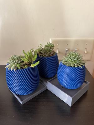 Planter multi level stand