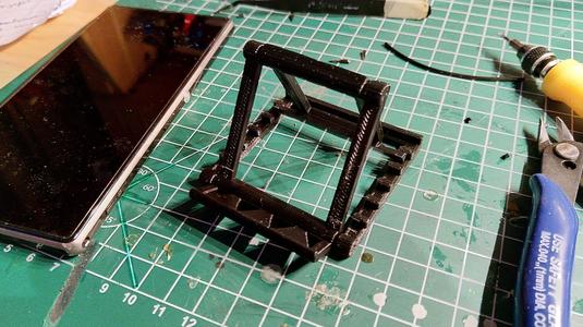 Foldable phone stand