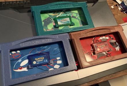 Gameboy (Advance) big cartridge display case