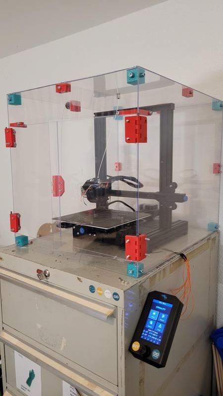 Transparent enclosure for 3d printer