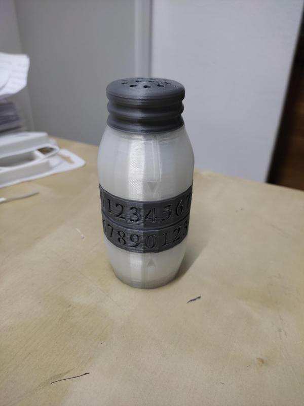 Salt shaker life counter