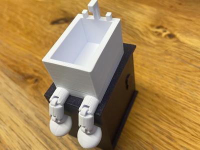 bath with articulated legs
