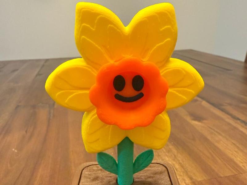 Kawaii Daffodil – Modular Desk Toy & Fidget Flower