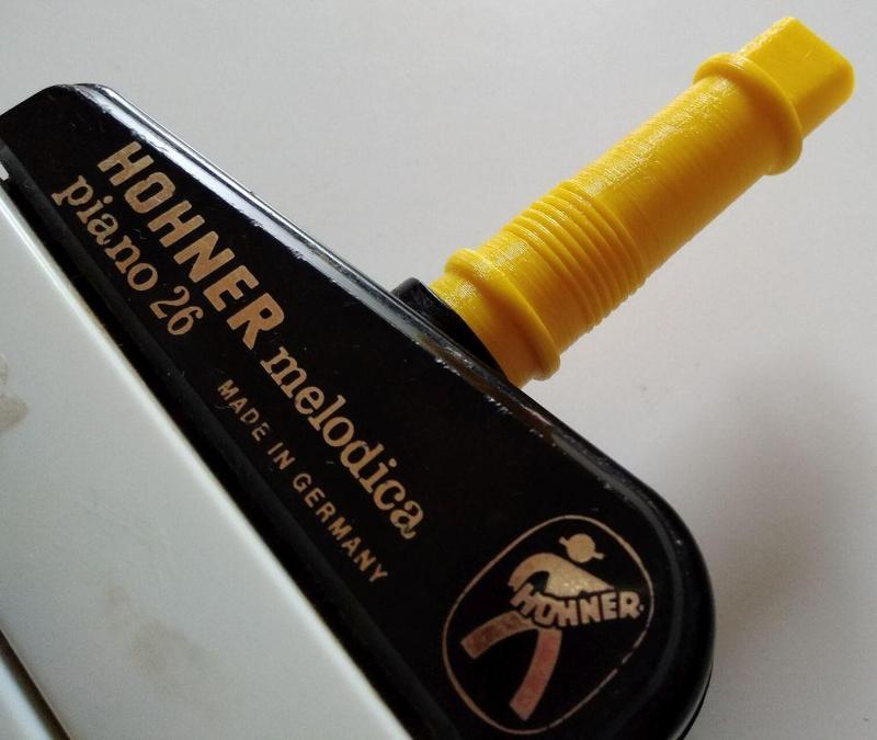 Hohner Melodica Piano 26 Mouth