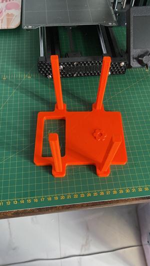 Crack monitor support