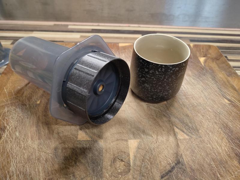Aeropress Fellow Flow Control 67mm cup adapter