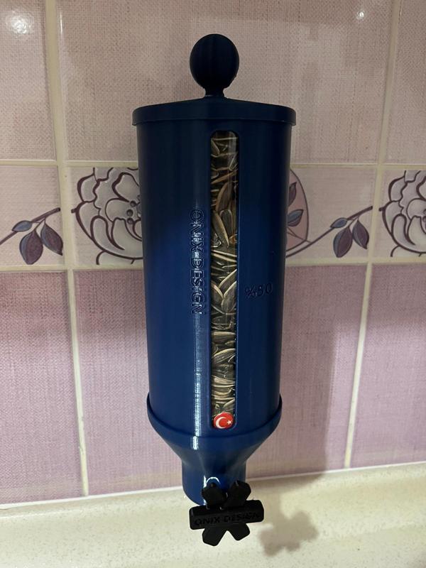 Dry Food Carousel Dispenser