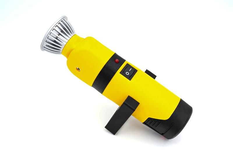 Bosch 12V flashlight with adjustable head and low battery indicator