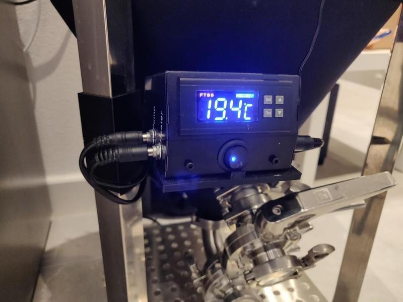 SS Brewtech 17GAL 65L LEG FTSs holder