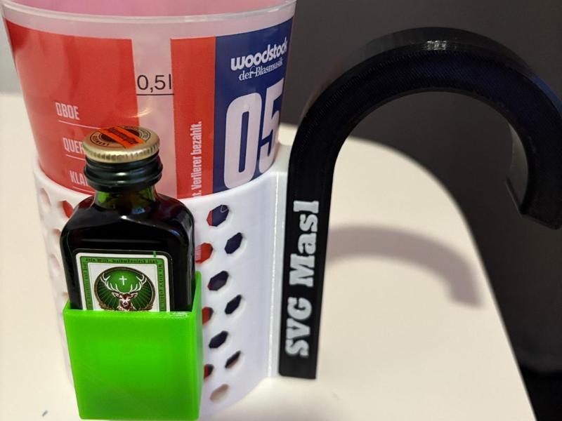 BecherBuddy 0.5L – Cup Holder with Shotglass Extension