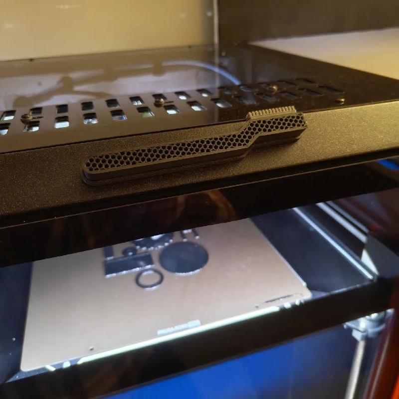 The Nozzler (magnetic silicone nozzle brush)   