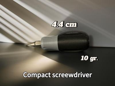 Compact Screewdriver