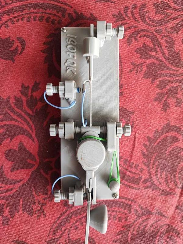 BUG MORSE KEY IS0FQK