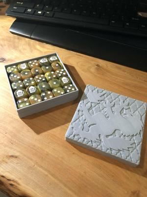 Warhammer x25 Dice Box