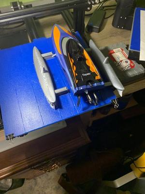 T02 Boat pontoon side