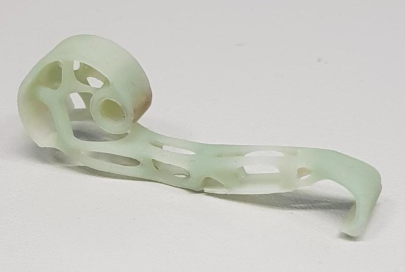 Bottle opener keychain - topological optimization for LBM