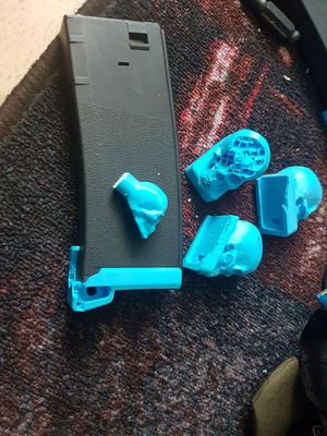 WE Tech Airsoft EU-17 MAGAZINE ASSIST FOR