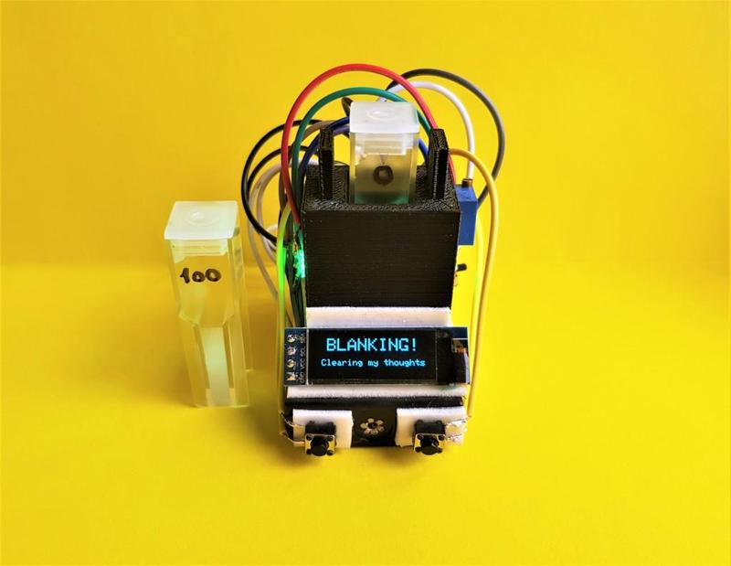 Minimalist Low-Cost Colorimeter