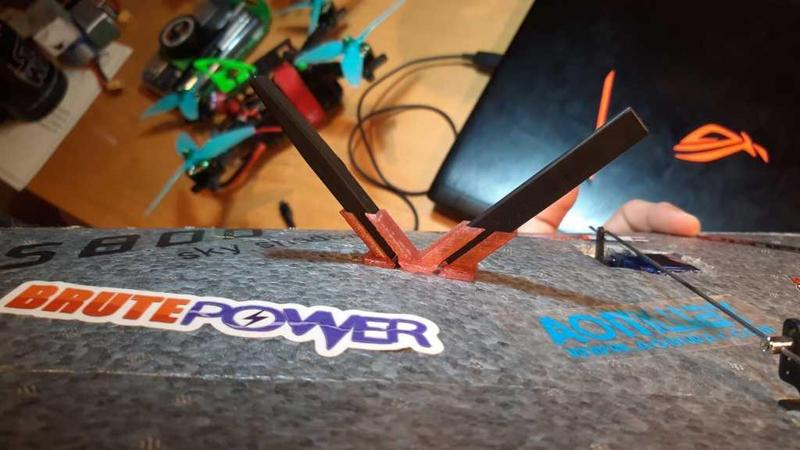 L9r/X8r antenna mount