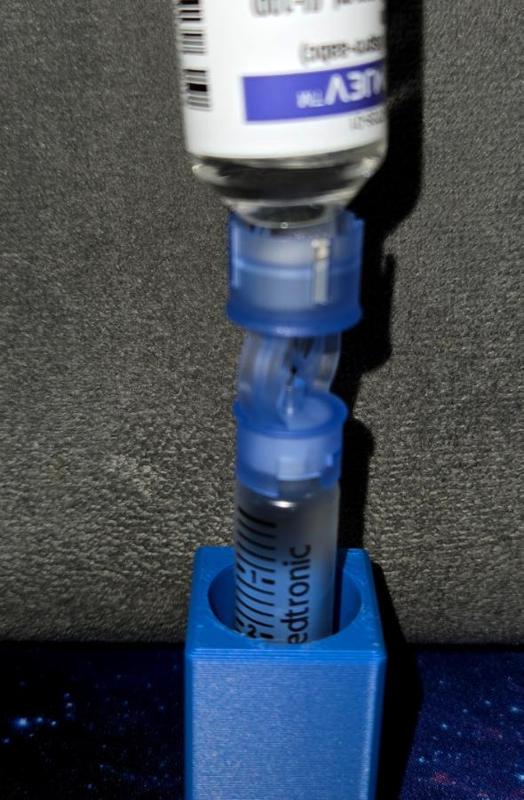 Insulin Pump reservoir filler helper stand