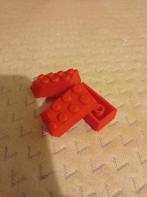 4x2 toy brick