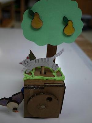 Simple Machines: Cardboard Mechanical Automata/Karakuri