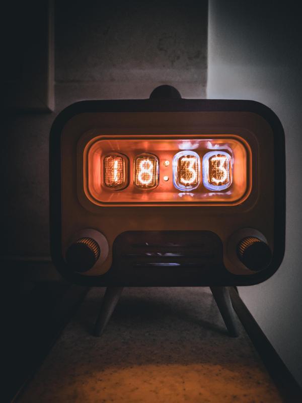 Nixie FunKlock Vintage TV Enclosure
