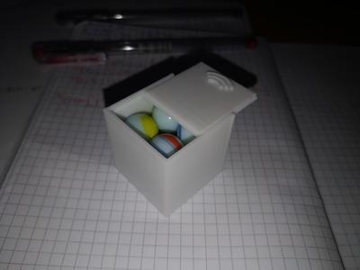 Marble container