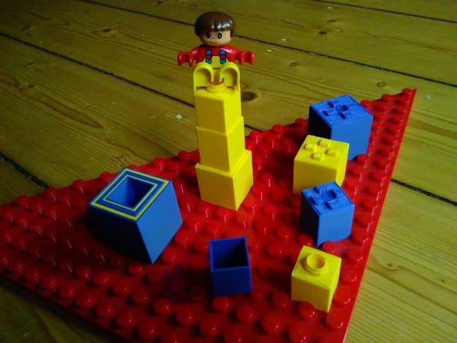 Bauhaus Duplo #7: Play Boxes