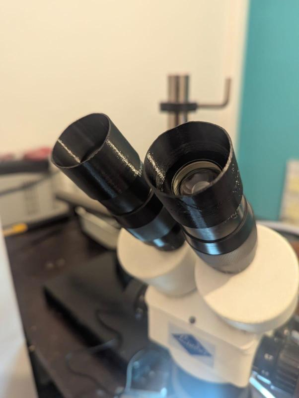 Customizable eye cover cups for stereoscope microscope