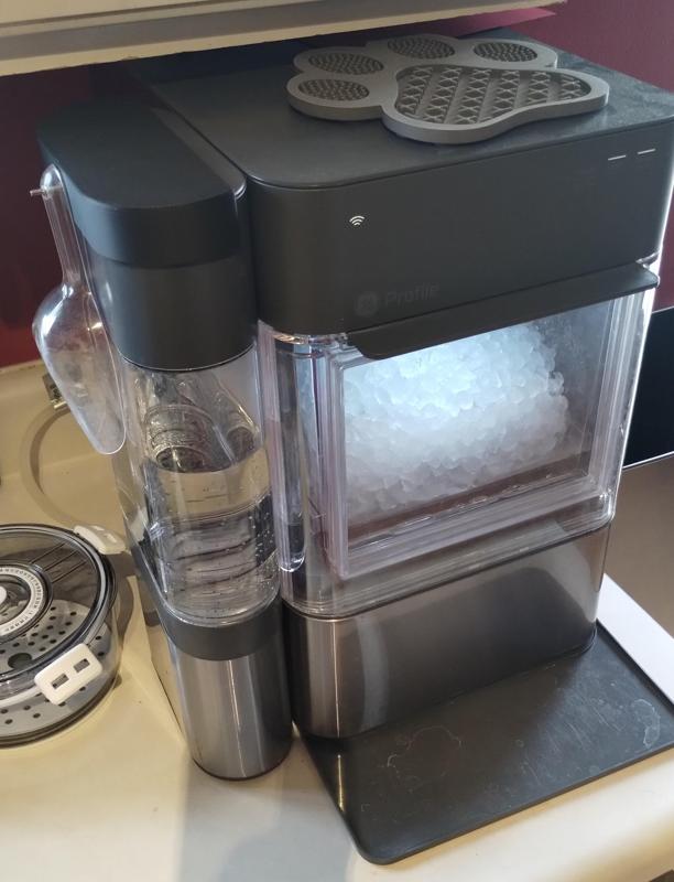 Scoop holder for GE Opal ice maker