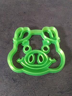 Cookie cutter pig